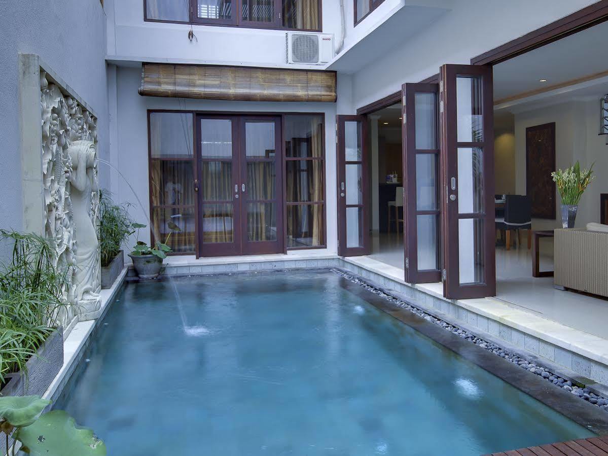 White Lotus Villas Seminyak Eksteriør bilde