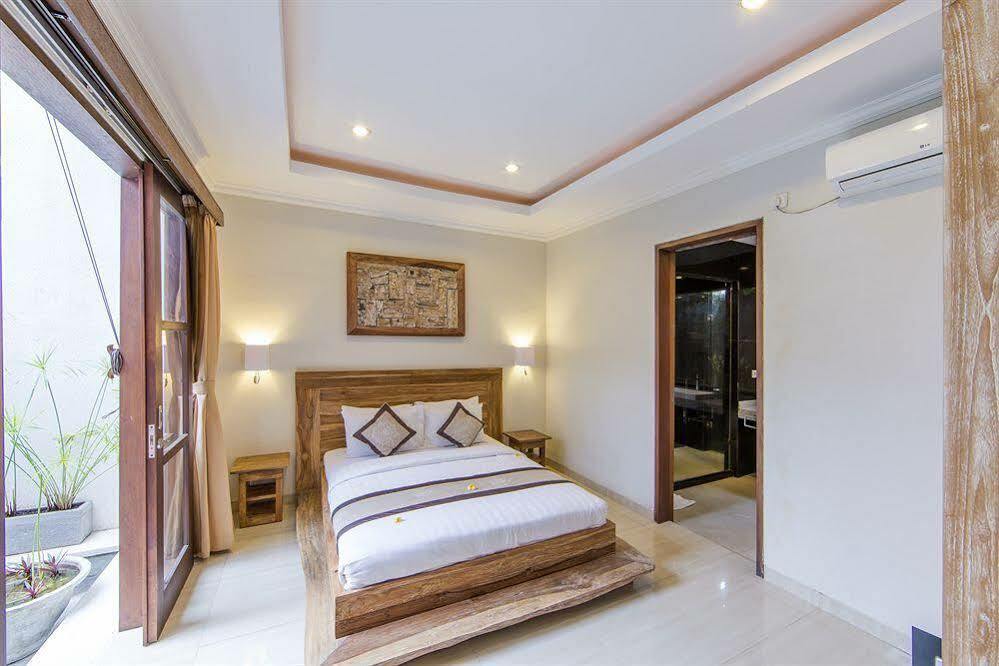 White Lotus Villas Seminyak Eksteriør bilde